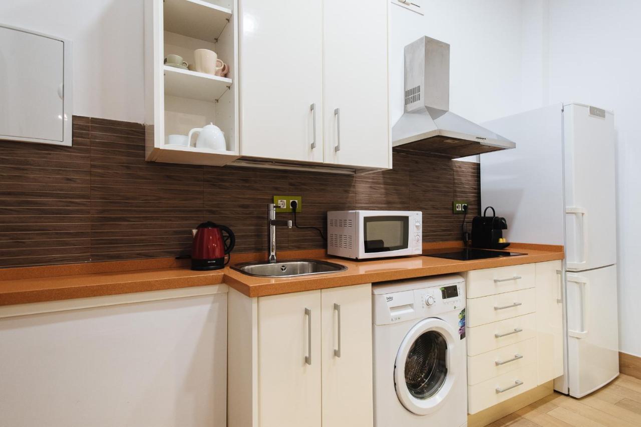 Hostly Rbh0 Modern * Siviglia